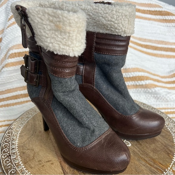 Elle‎ Faux Fur & Wool Sherpa Lined Zip-Up Buckle Boots | Size 6.5M - Picture 4 of 17